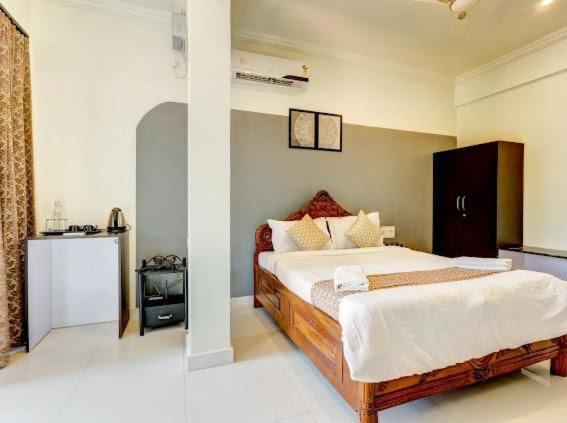 Hotel 7 Seas Вагатор Экстерьер фото